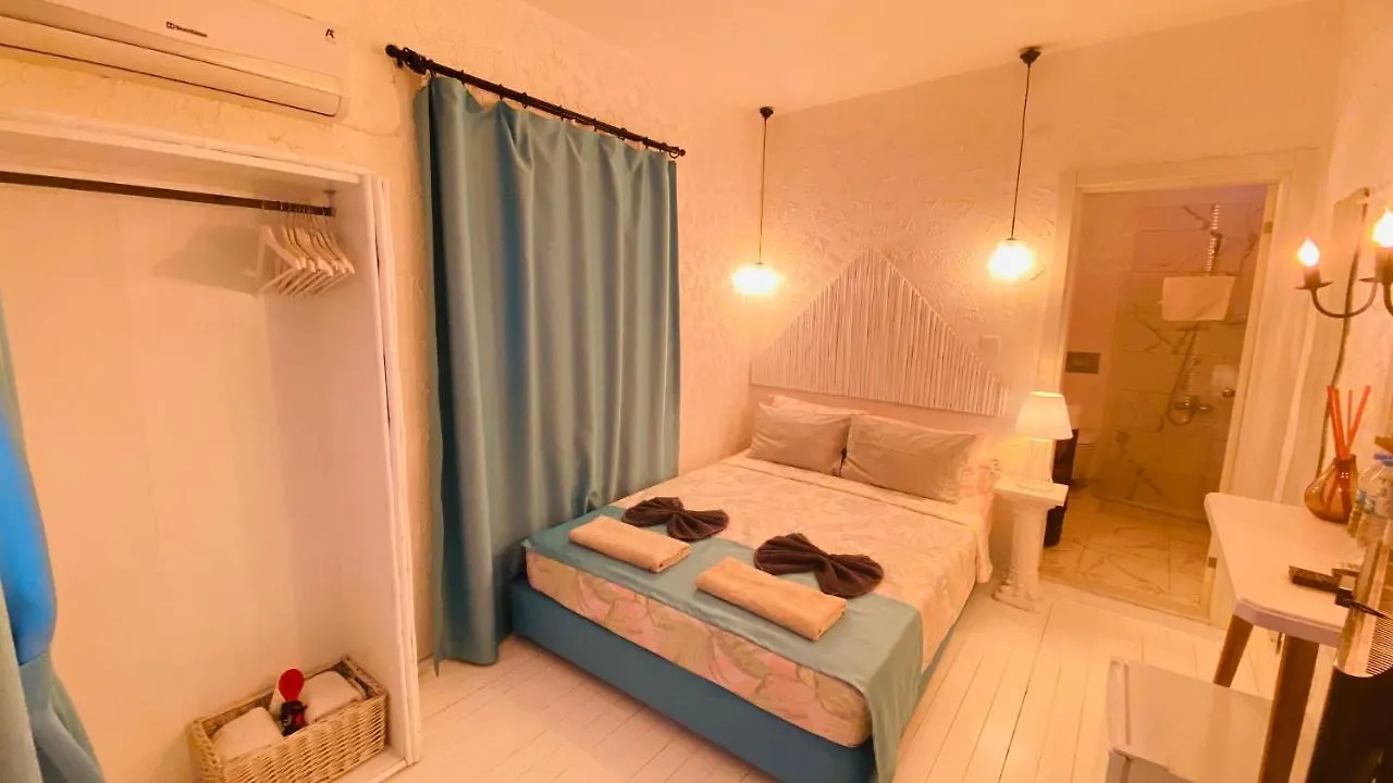 Pensionat Kekik Alacati Otel Hacimemis