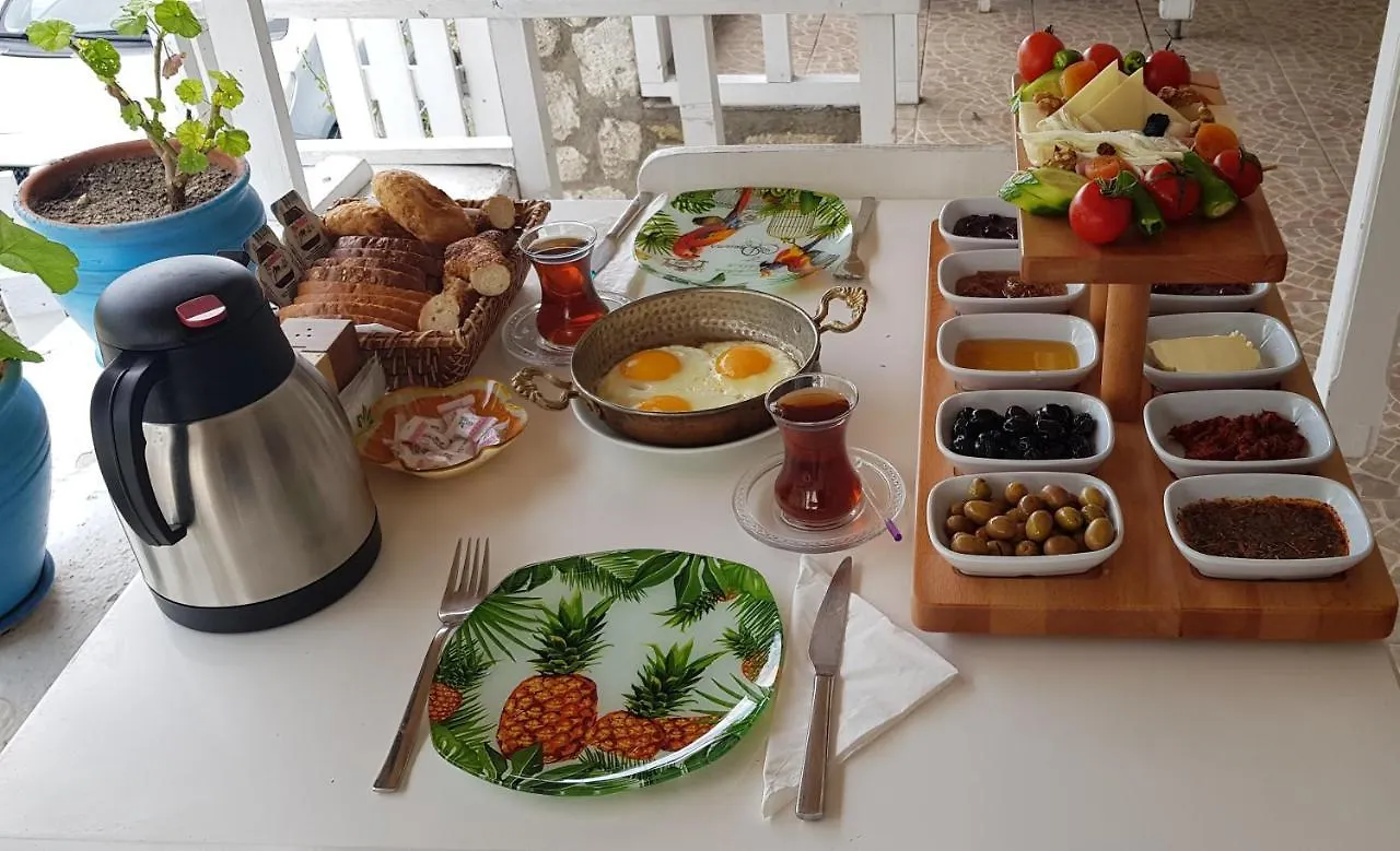 Pensionat Kekik Alacati Otel Hacimemis